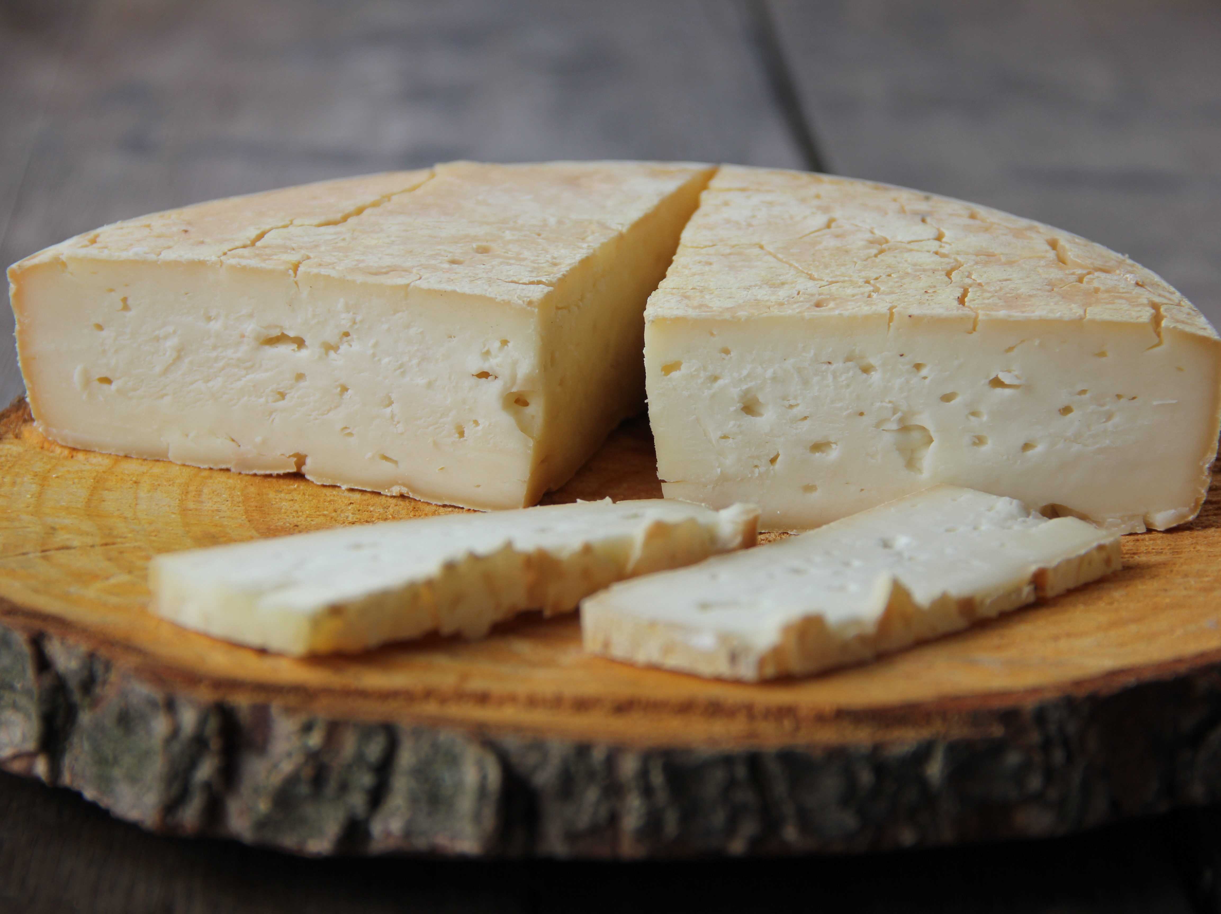Ценность сыра для человека | полезные свойства твердого сыра | сыр способствует долголетию