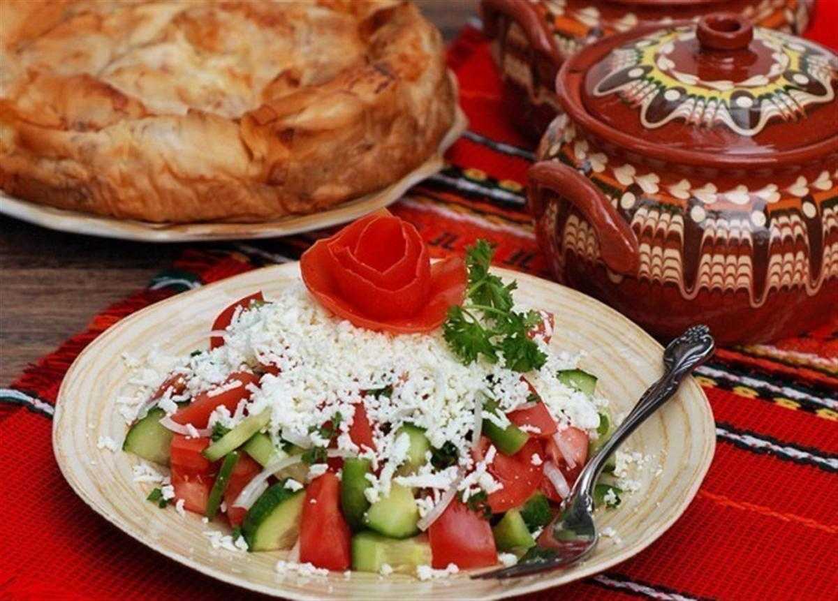 Главные блюда болгарской кухни: что попробовать туристу