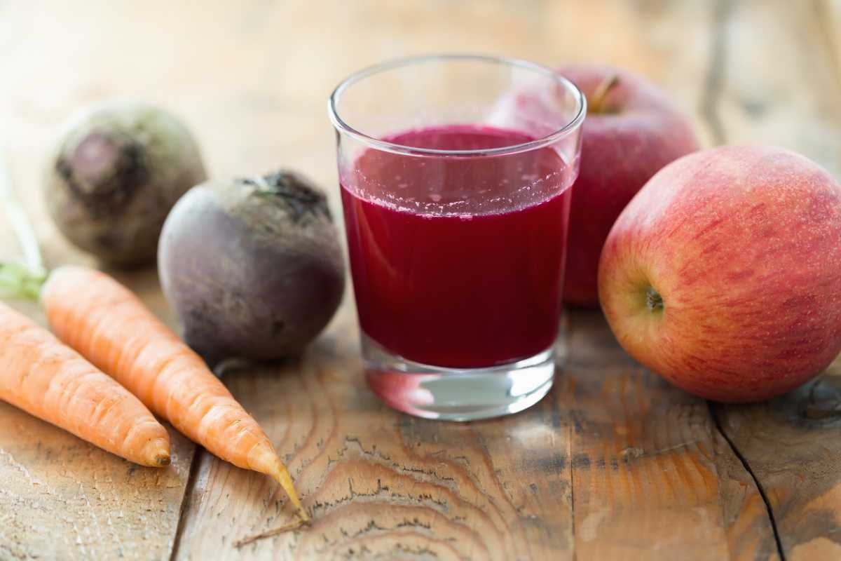 Рецепты соков для похудения из фруктов, овощей и растений. как пить свежевыжатые соки: все секреты полезного напитка.