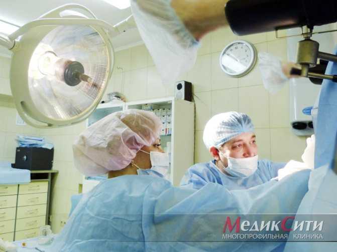 Операции при раке прямой кишки