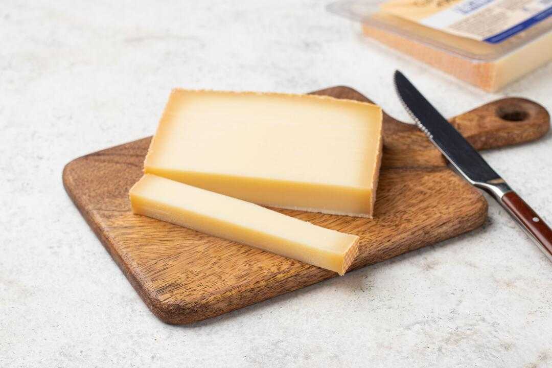 Виды сыров. использование, хранение, сорта и вкус. классификация и ассортимент сыров