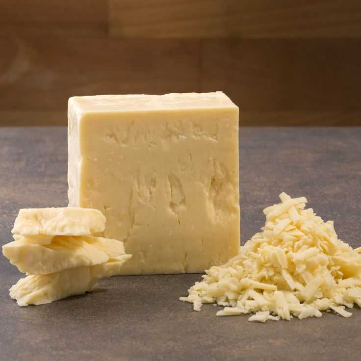 Сыр чеддер: описание, производство, с чем есть