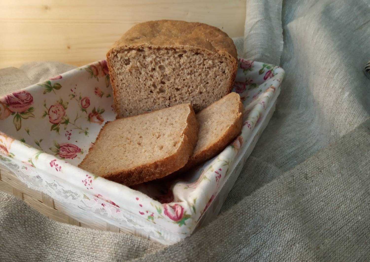 Пшеничный хлеб: калорийность на 100 грамм